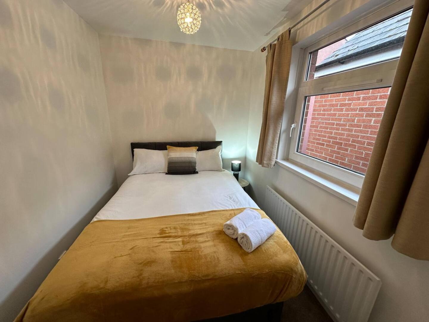 2Br Stylish Ormeau Road House Villa Белфаст Екстериор снимка