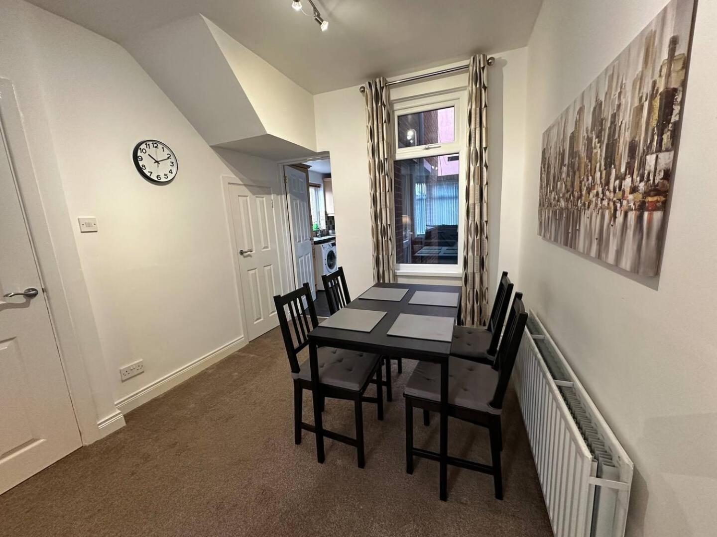 2Br Stylish Ormeau Road House Villa Белфаст Екстериор снимка